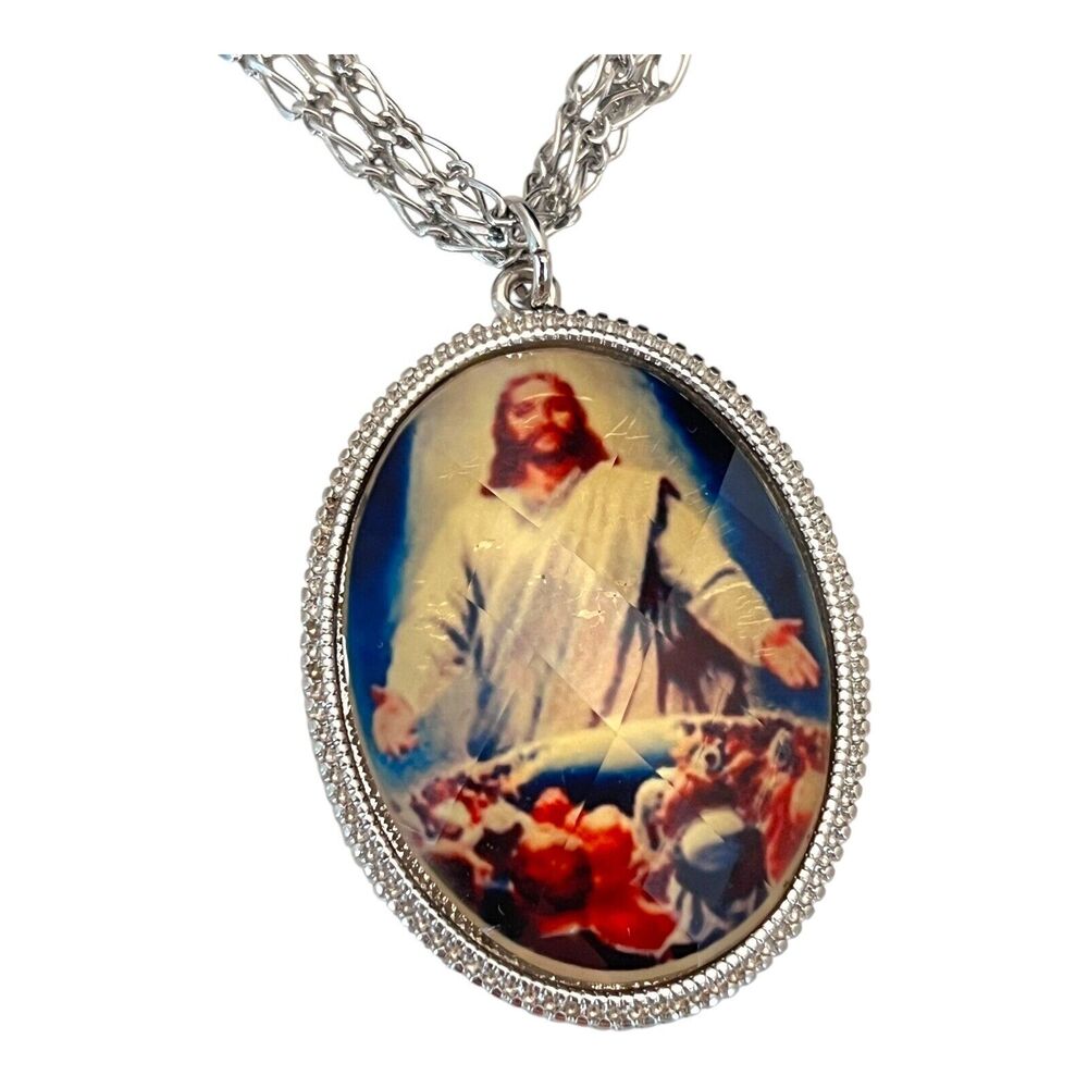 New Jesus Christ Pendant Necklace Faceted Lucite Dome Silver Tone - 12R